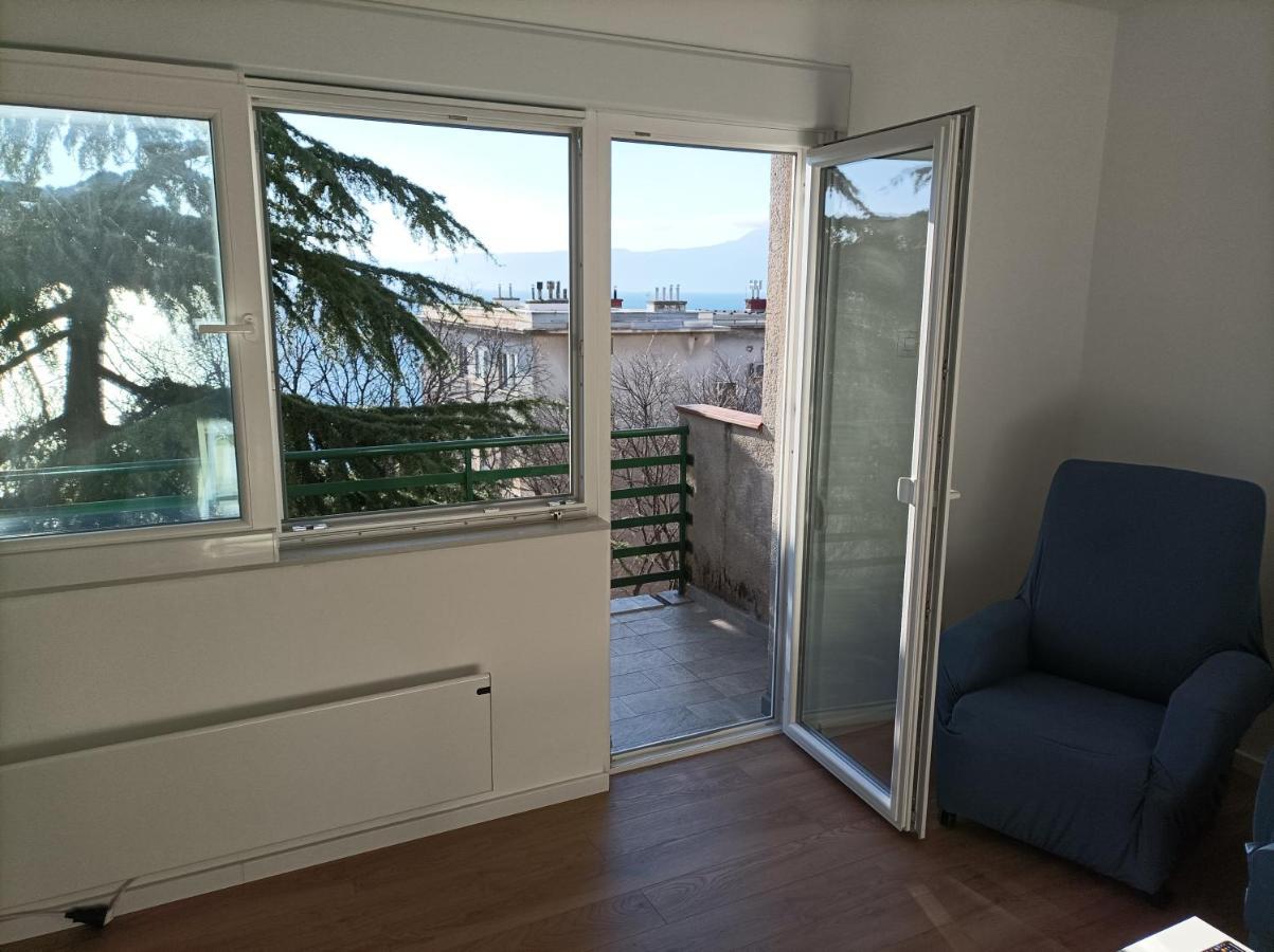 Apartman Pecine غييكا المظهر الخارجي الصورة