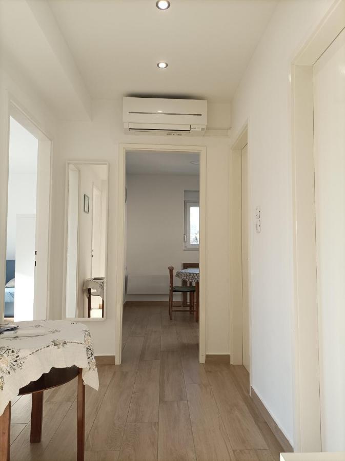 Apartman Pecine غييكا المظهر الخارجي الصورة